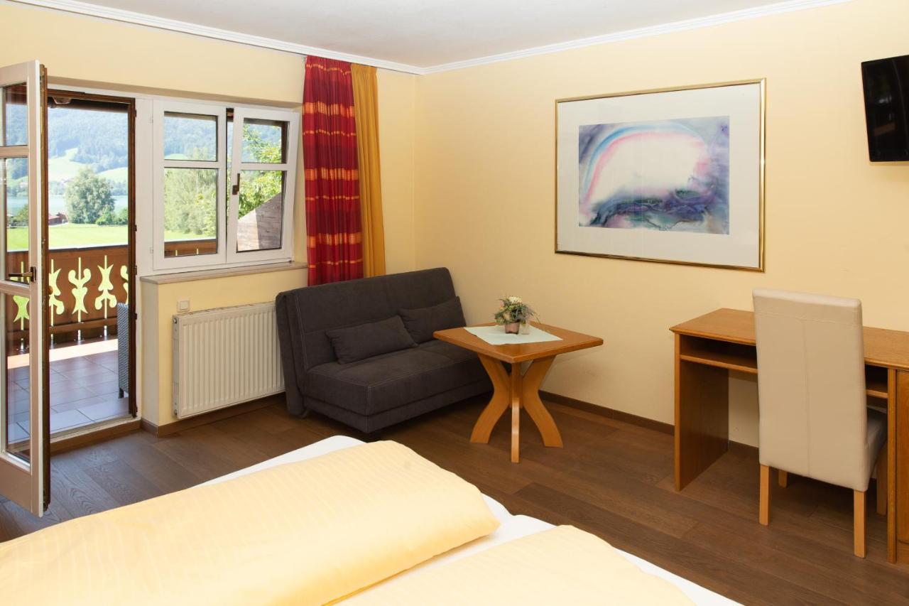 Seewirt Zell am Moos Exterior photo